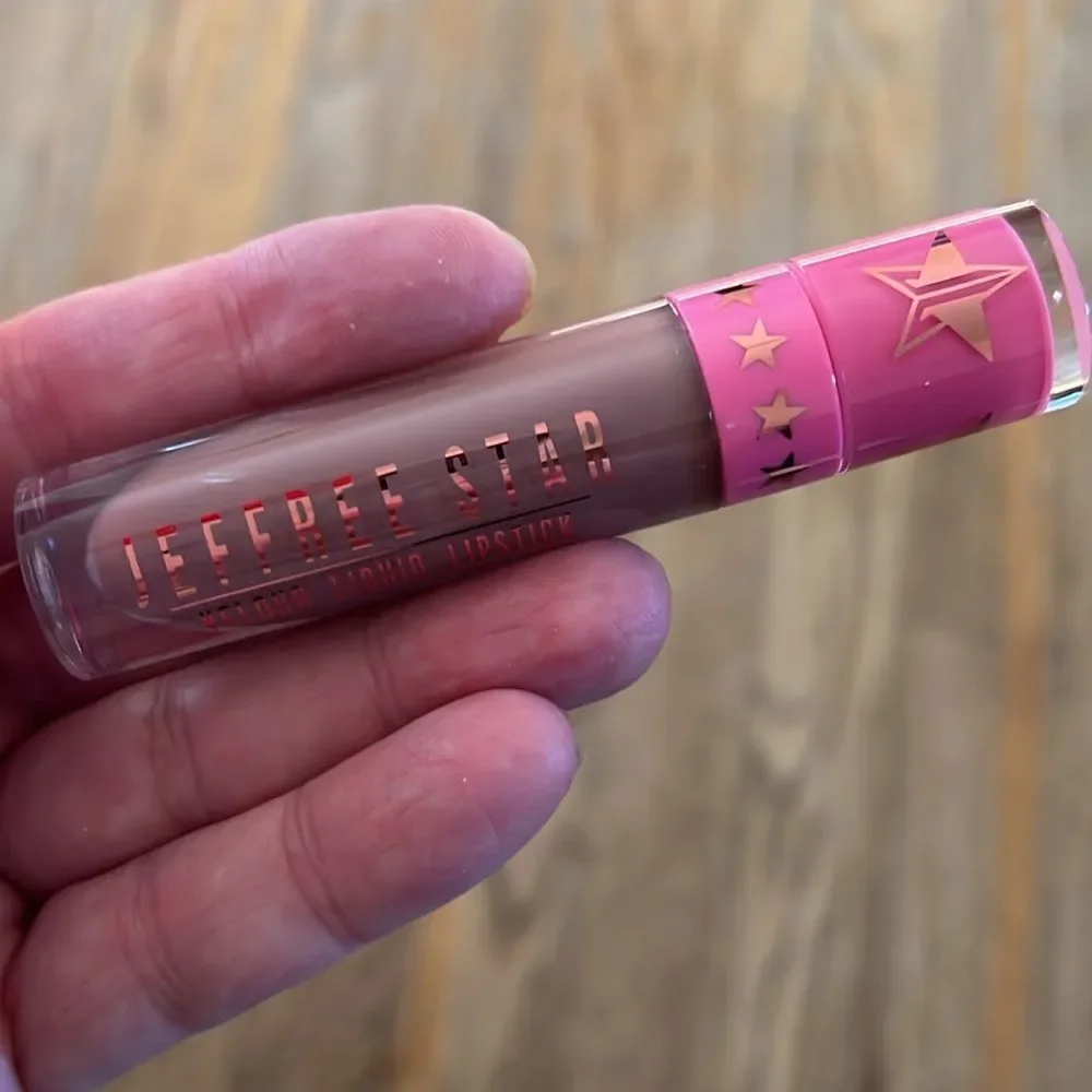 Jeffree Star Velour Liquid Lipstick DECEASED